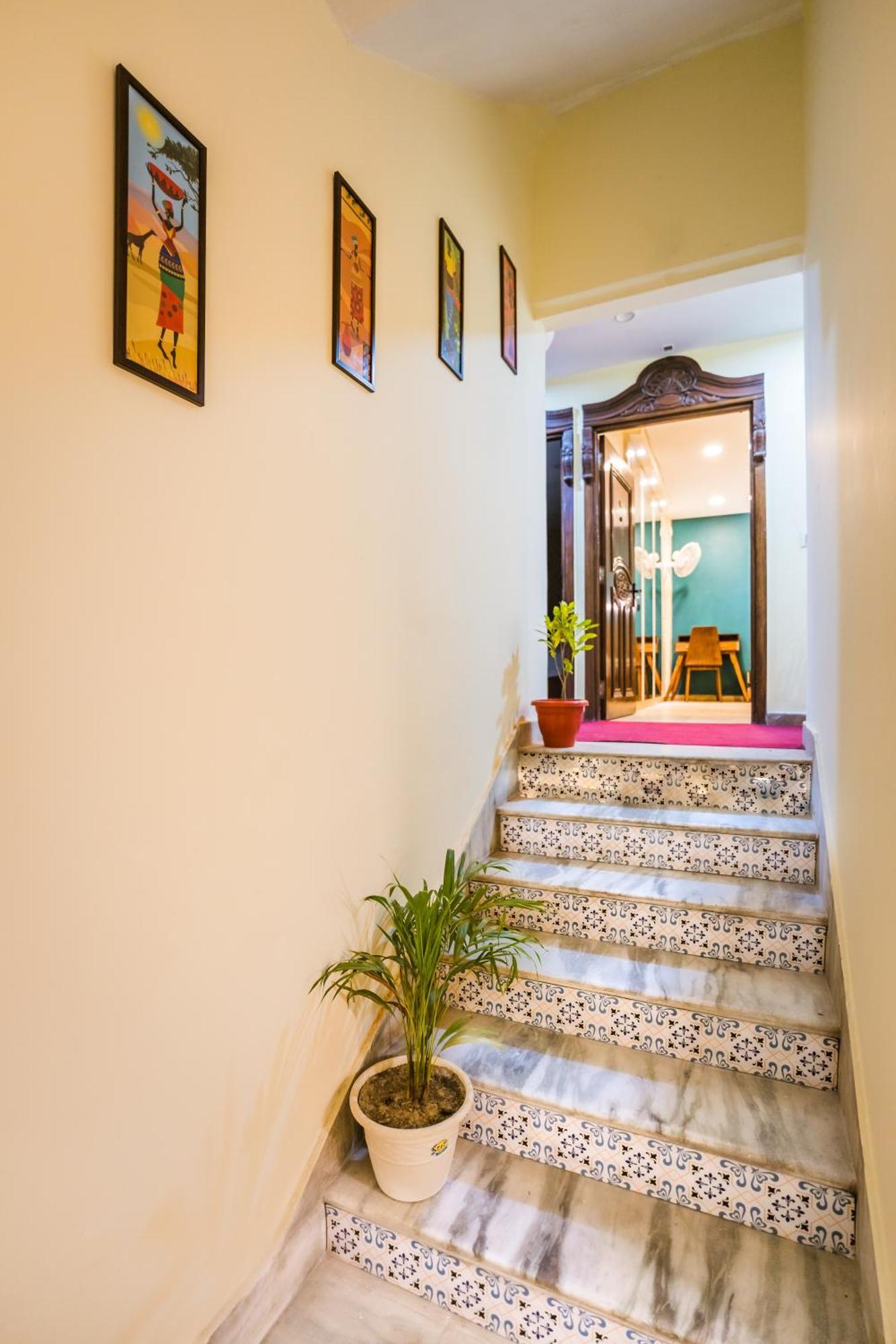Tripli Hotels Silver Shine Varanasi Exterior photo